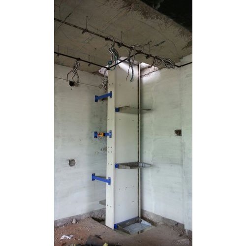 RJS Engineering Vertical Chain Conveyor, Material Handling Capacity: 1-50 kg per feet