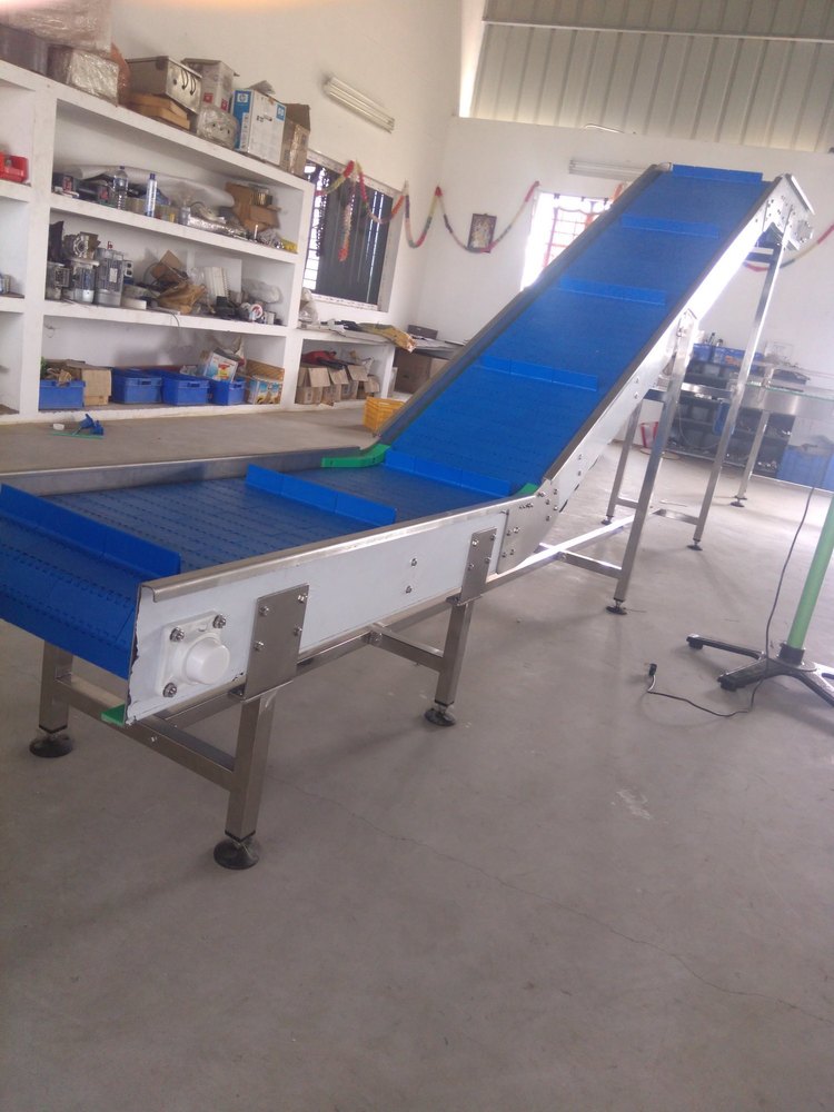 MATRIX Elevator Elevating Conveyor, Capacity: 50 Kg