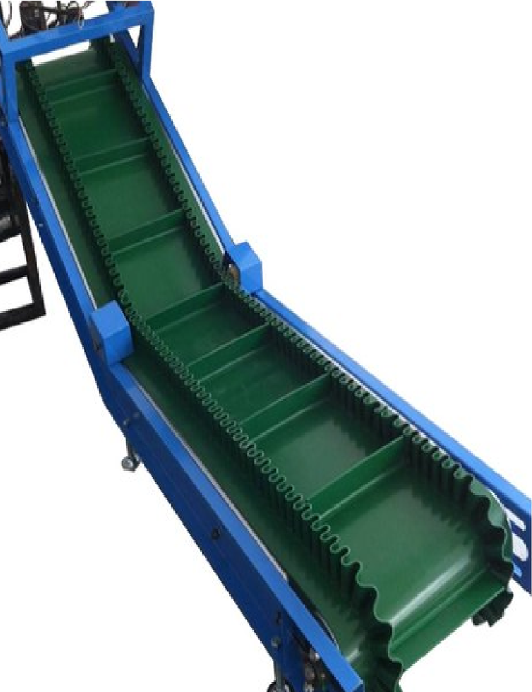 Mild Steel Sandwich Belt High Angle Conveyor, Capacity: 1 Ton