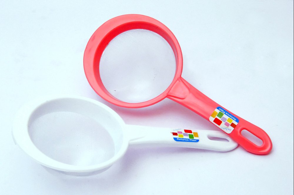White, Red Plain Asahna Tea Strainer
