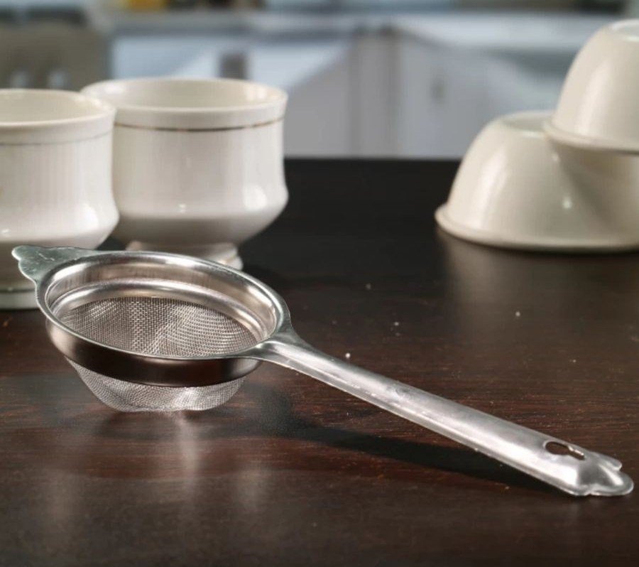 Silver Stainless Steel Tea Strainer, For Kitchen, Size: 10inch