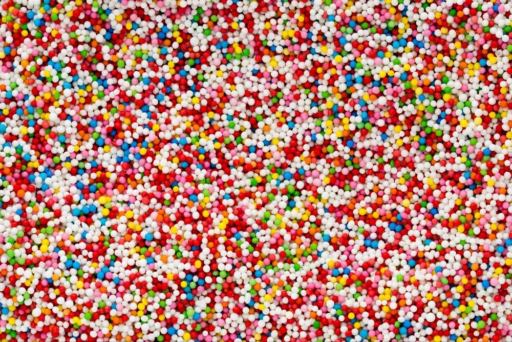 Candy Strawberry Round Sugar Balls, Packaging Type: Loose