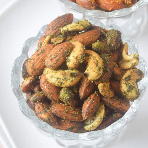 sweets & nuts Loose Paan / Mint Almond And Cashew, Packaging Type: 1 kg Pack