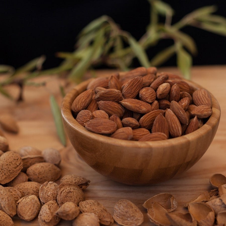 Solid Dry Fruits Smoked and Roasted Almonds with Himalayan Pink Salt, Packaging Size: 100 Grams, Packaging Type: 100 Gms