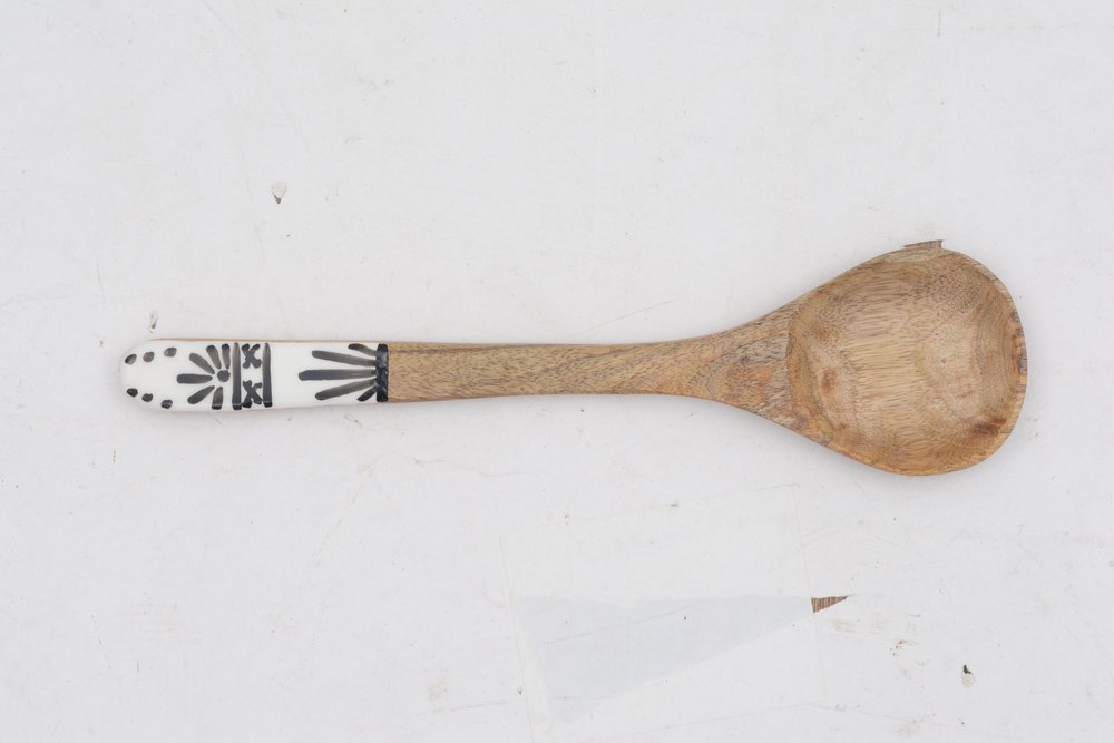 Brown Round Hanwood Wooden Spoons And Kitchen Utensils, For Restaurant