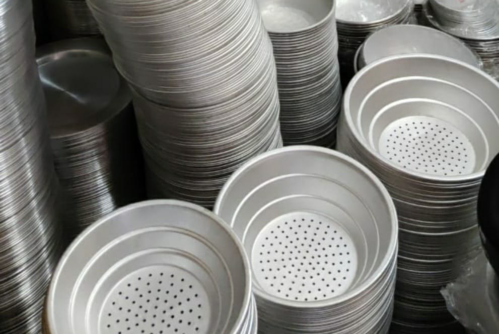 Polished Aluminium Aluminum Strainer, For Restaurant