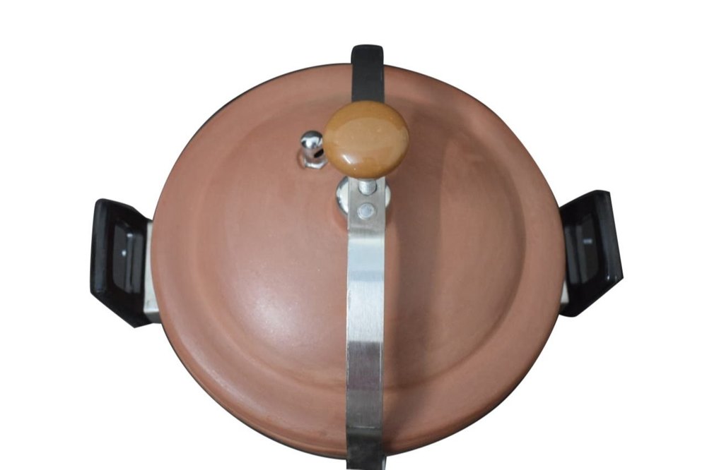 2.5 Litre Brown Clay Cooker, For Kitchen