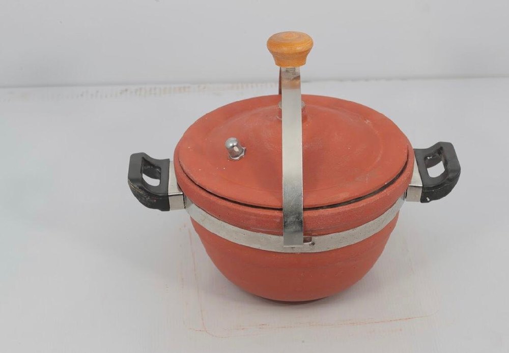 brown clay coocker, For Home, Size: 3 Liter