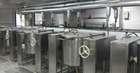 Silver Stainless Steel Bulk Cooker, For Restaurant, Size: 100 Litre