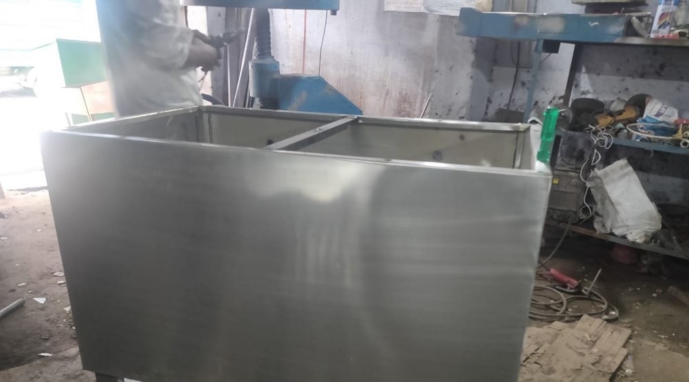 Single Phase Stainless Steel Electric Steamer, 220v, Size/Dimension: 115 Kg