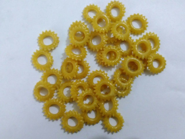 Prisha Gear Ring Fryums, Packaging Size: 30 kg