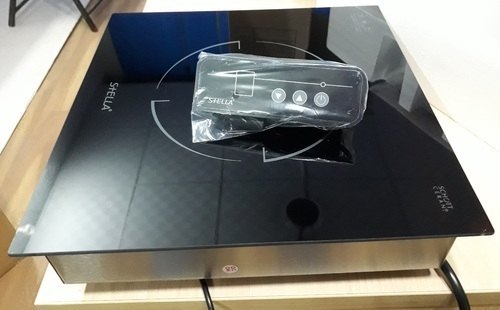Black 2000W Stella Induction Plate for Hotel