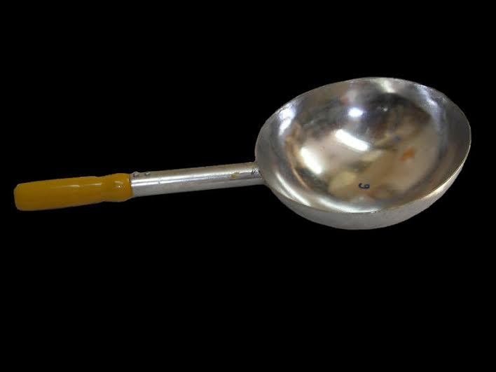Wok with Handle