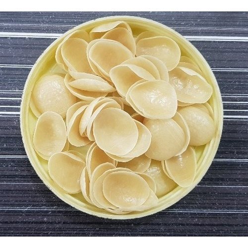 Eatable Small Moon Shaped Fryums, Packaging Size: 30 Kg