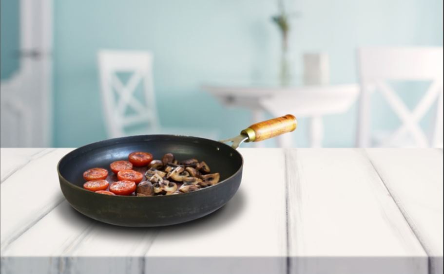 Black Modern Iron Fry Pan