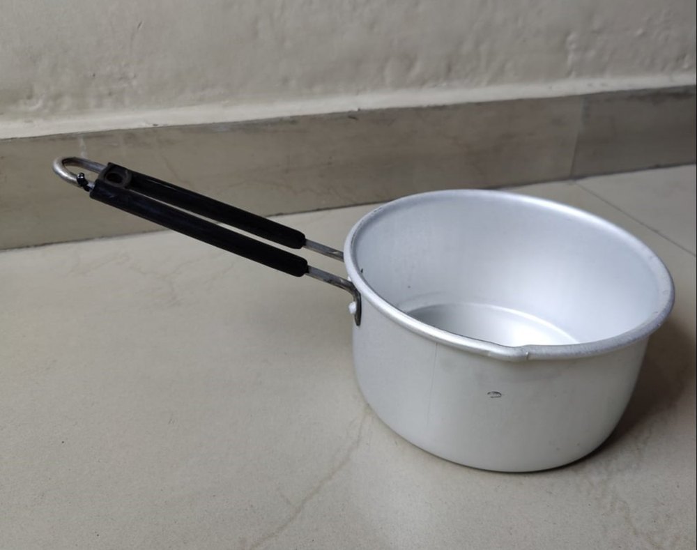 Silver Aluminium 1.5 Litre Aluminum Saucepan, For Kitchen, Round