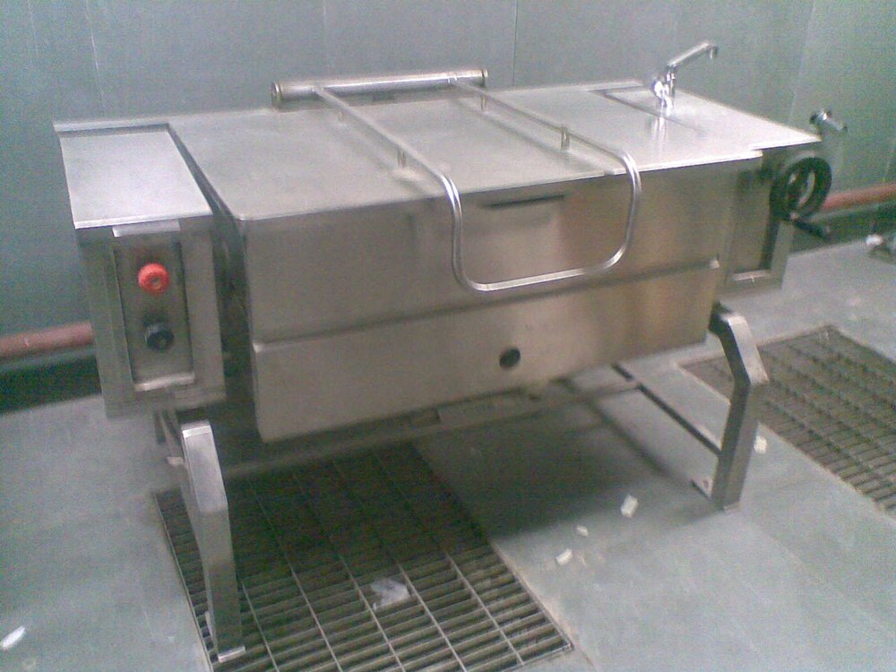 Silver Tilting Pan, For For Food Preparation