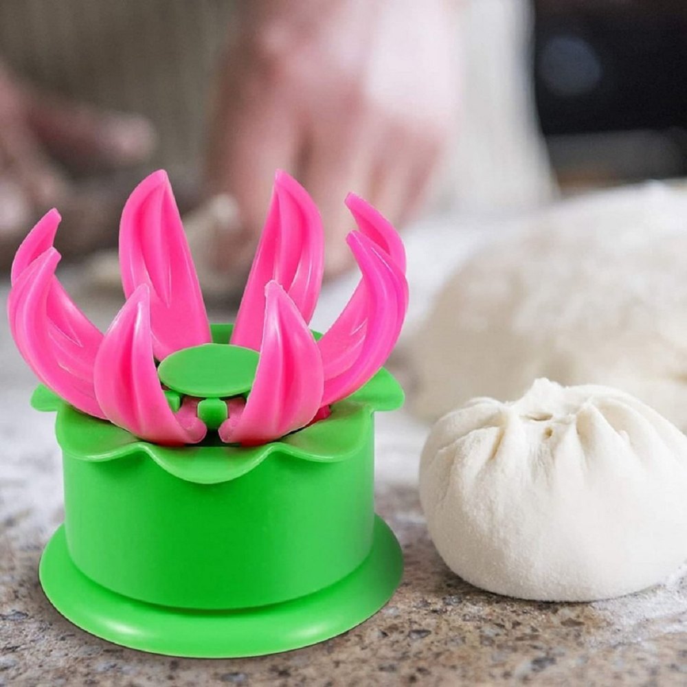 Multicolor Plastic Dumpling Mould For Gujiya And Momos Maker