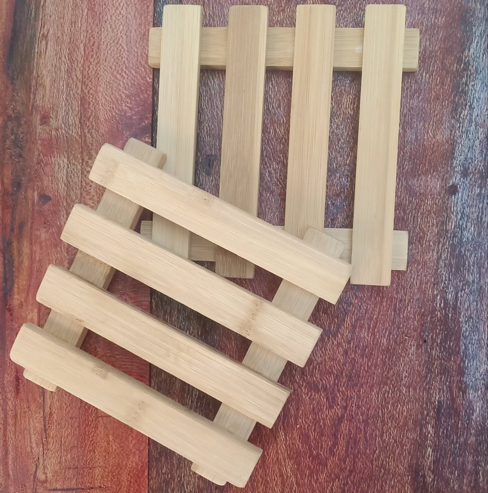 Square Brown Bamboo Heat Pad Trivet, For Restaurant