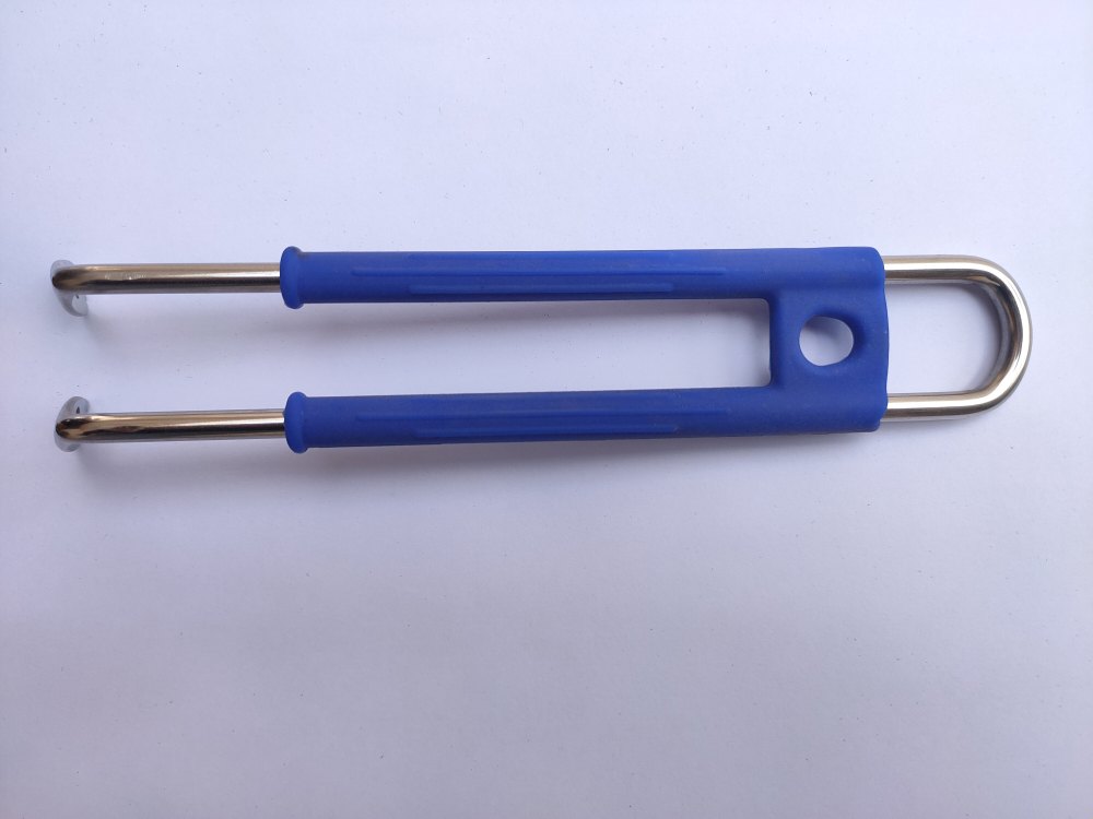 Blue Silicon Sauce Pan Handle, Size: 9 Inches