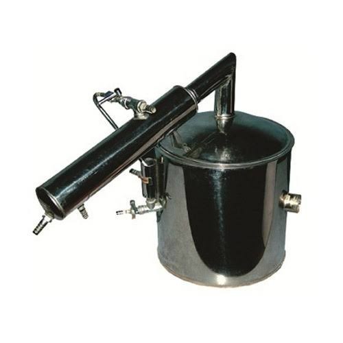 S.S Water Distillation, Capacity: 5 Ltr