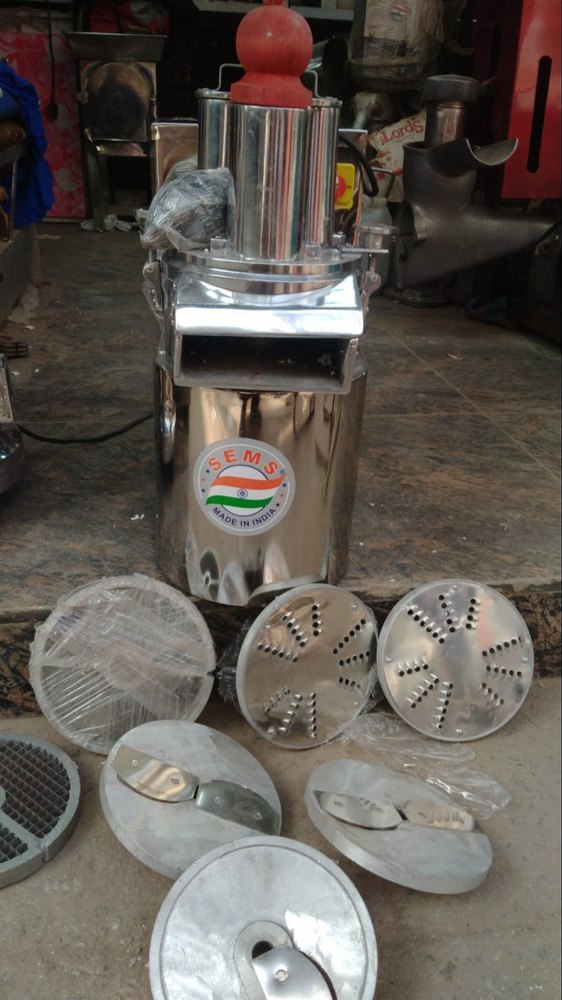 Semi-Automatic Vegetable Cutting Machine, 50 kg Per Hour