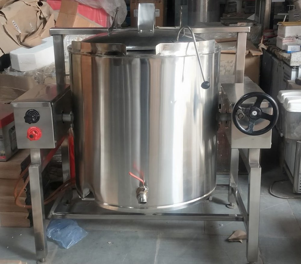 Indian Stainless Steel Commercial Tilting Bulk Cooker, For Kitchen