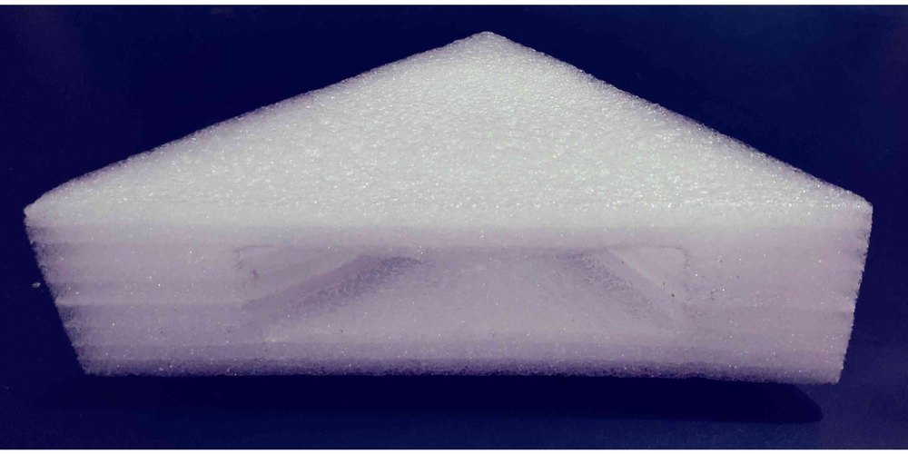White Single Table Foam Corner, Thickness: 50 Mm