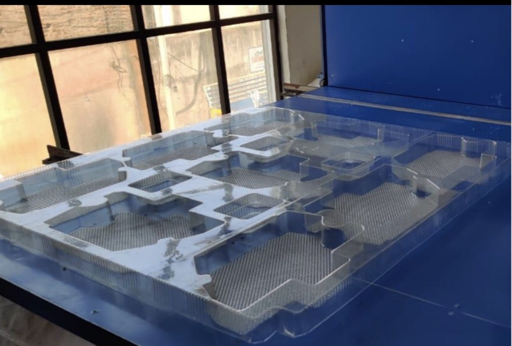 Thermoforming Vaccum Process BLISTER TRAY, For Packaging, Material Grade: PVC
