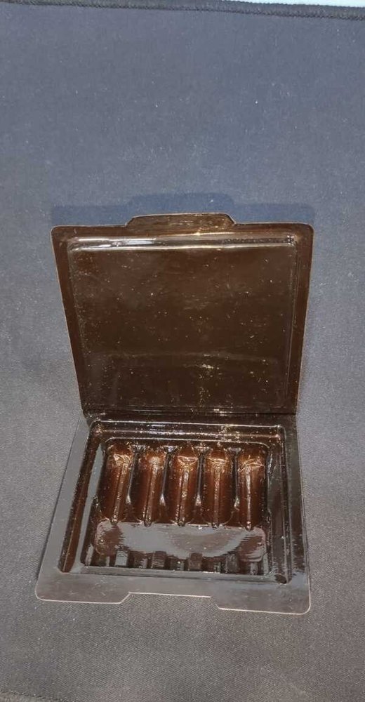 Brown Square Amber PVC Pharmaceuticals Bister Tray, Thickness: 2mm