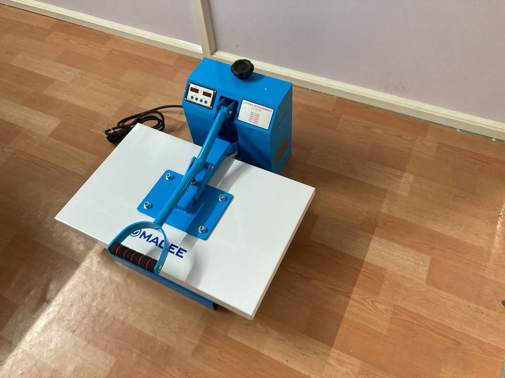 Single Phase Manual Scubber Or Masala Packing Machine, 220v, Capacity: 60 Sheets Per Hour