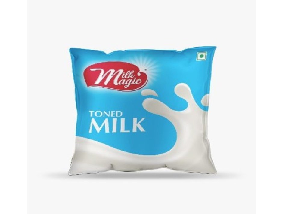 Milk Magic Toned Milk, Packet