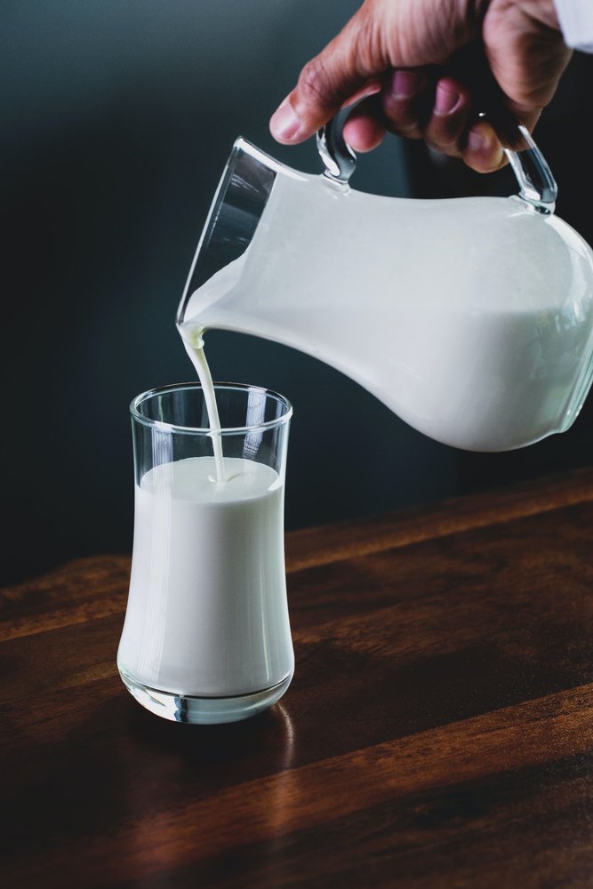 Cow Fresh Milk