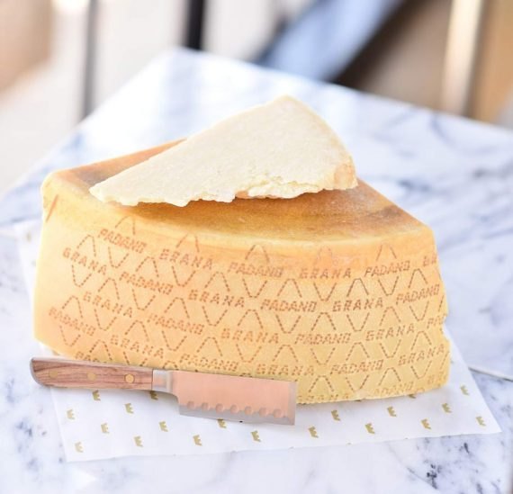 Type: Pouch GRANA CHEESE, For Restaurant, Packaging Type: Packet