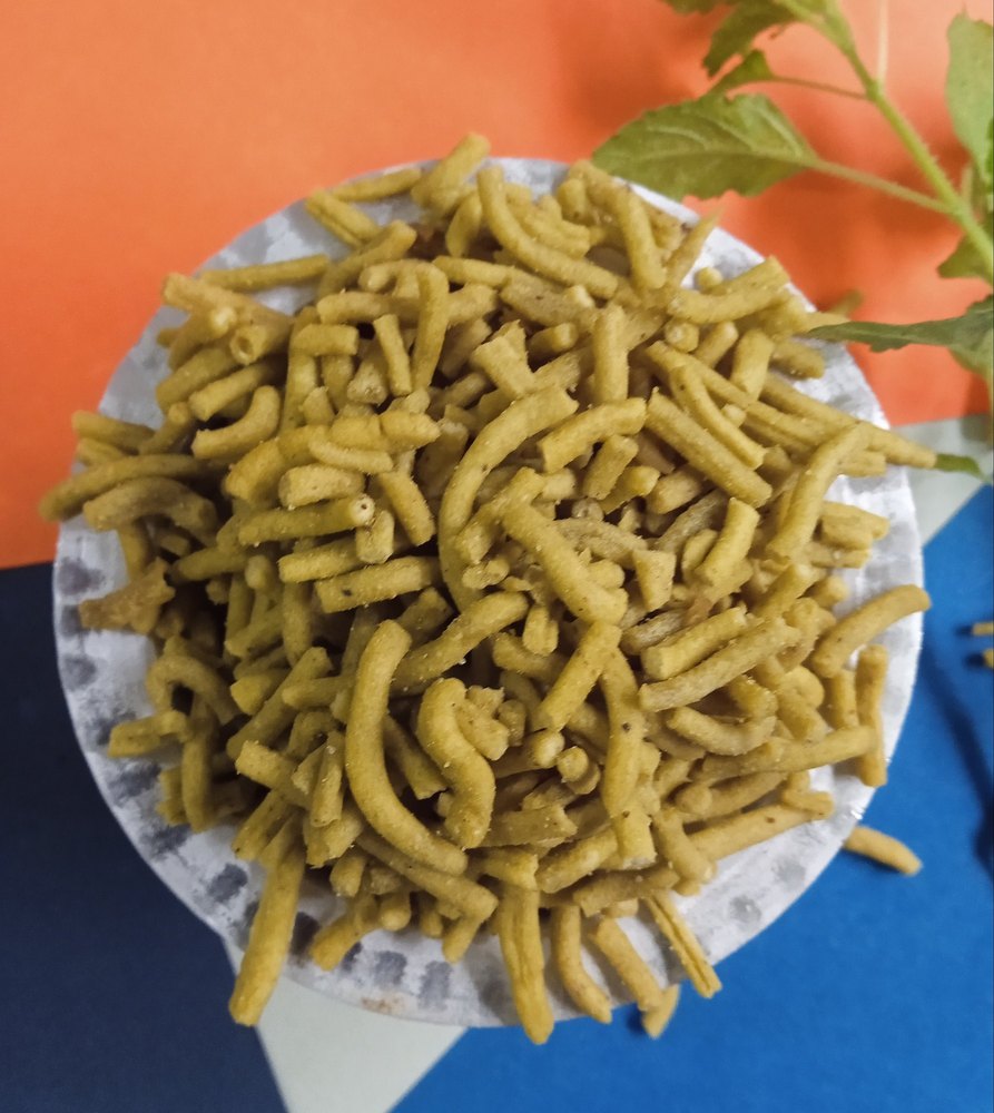 Besan, Garlic and Spices Garlic Sev Namkeen, 12.04 G, Packaging Type: Loose