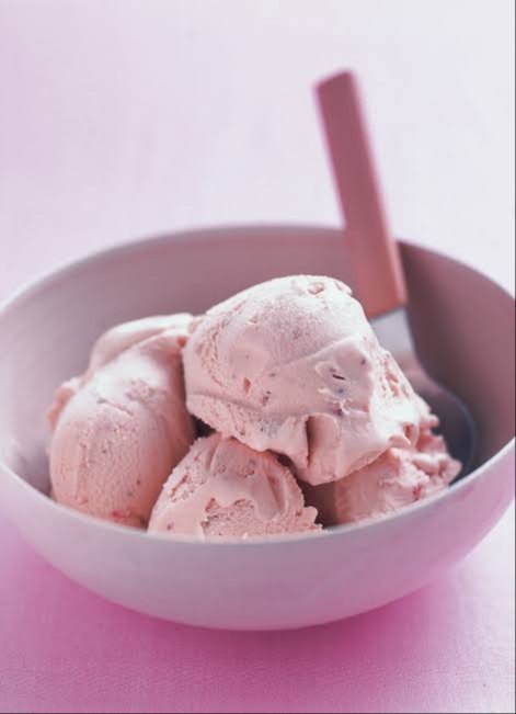 Strawberry Ice Cream, 3 - 6 Months, Packaging Type: Box