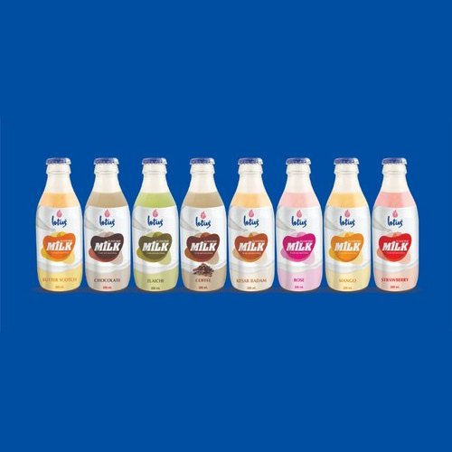 Badam, Chocolate, Strawberry and Pista Flavour Milk, Packaging Size: 200 mL