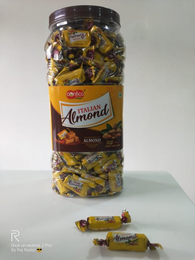 Brown Italian Almond Toffees, Packaging Type: Plastic Jar
