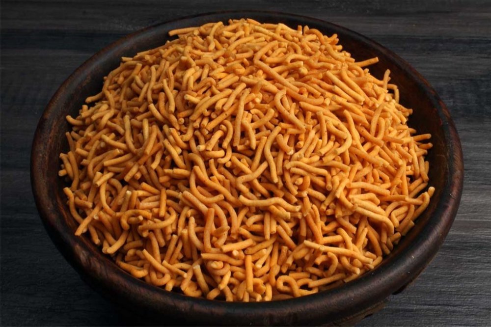 Jayashree Namkeen & Snacks Besan Tikha Sev, Packaging Size: 100 Gms