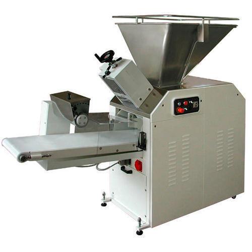 Dough Divider, Capacity: 1600 Pieces P/H Of 200 To 1000 Gm