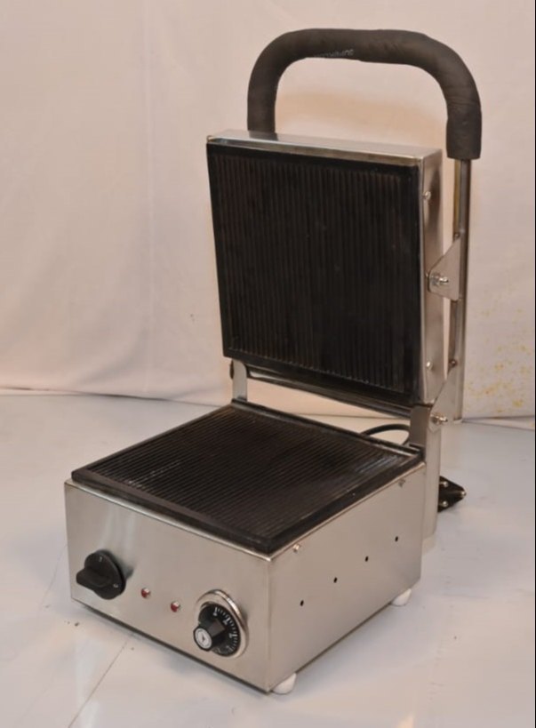 Electric Table Top Sandwich Machine