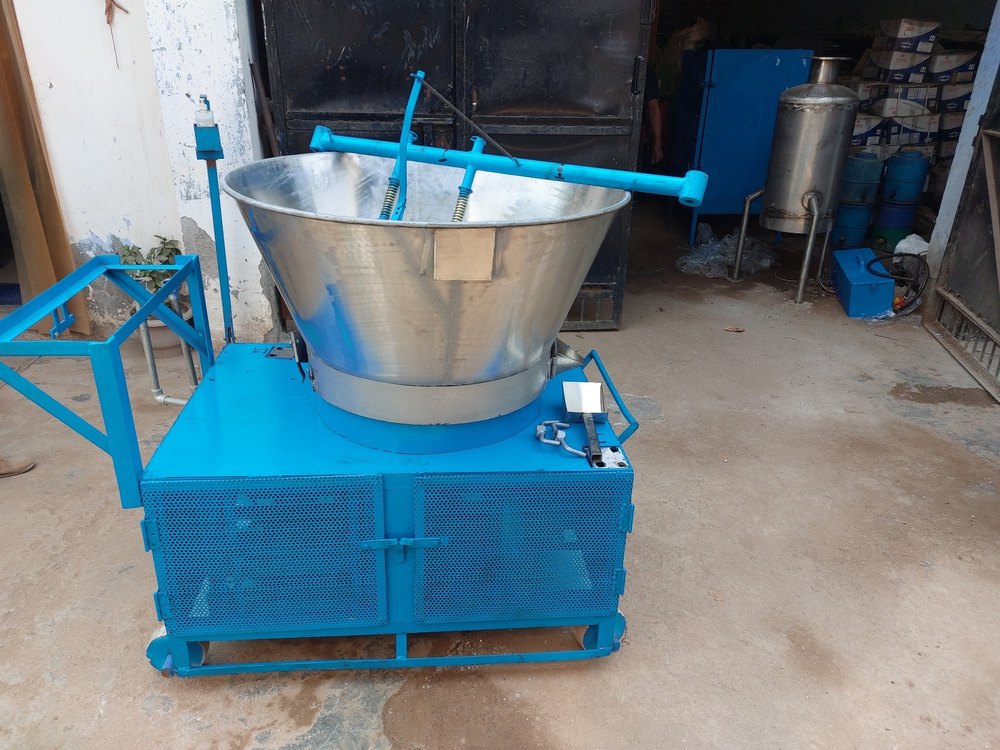 Stainless Steel Milk Storage Tanks Khoa Mawa Gas Machine, Laddu, Capacity: 120