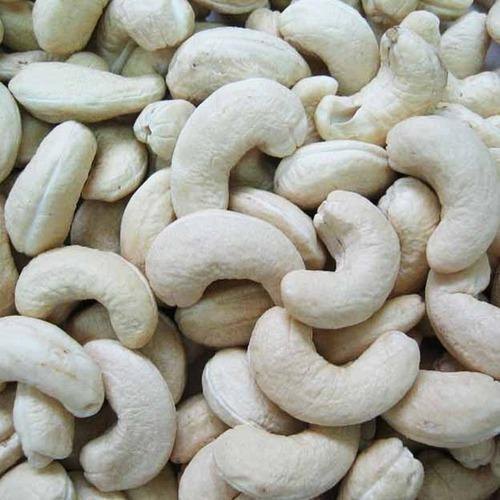 Raw W220 Cashew Nut, Packaging Type: Vacuum Bag, Packaging Size: 5 Kg