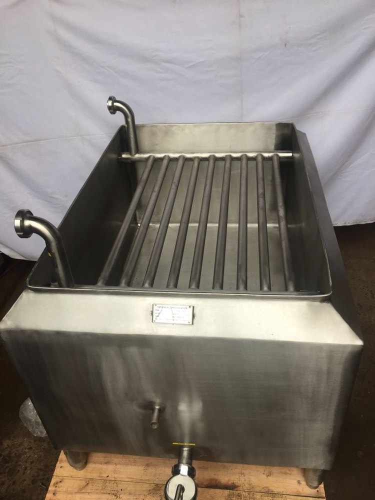Semi-Automatic Butter Melting Vat, for Milk, Capacity: 1000 litres/hr