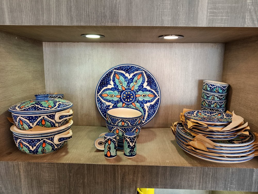 Ceremic Blue Designer Ceramic Dinner Sets, Packaging Type: Box, 37