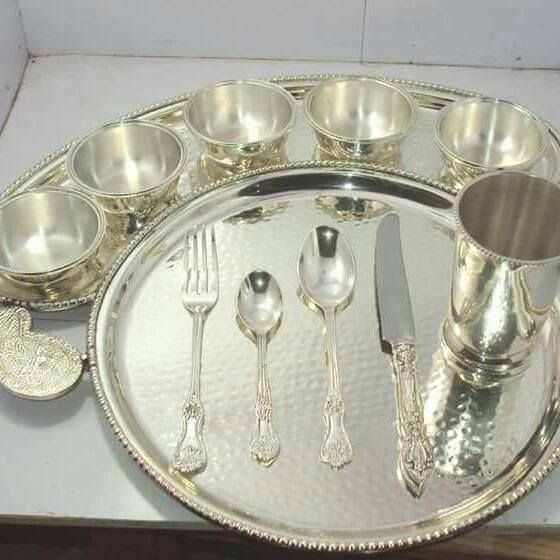 Stainless Steel SS Dinner Set, Surface Finish: Polished, Content in the Box: 11 Pieces