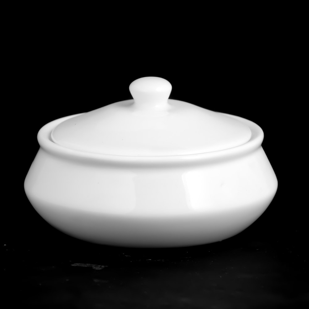 Glossy White Bone China Serving Handi With Lid, Size: Various Sizes