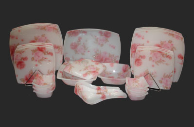 White & Printing Flower Dinner Set, For Restaurant