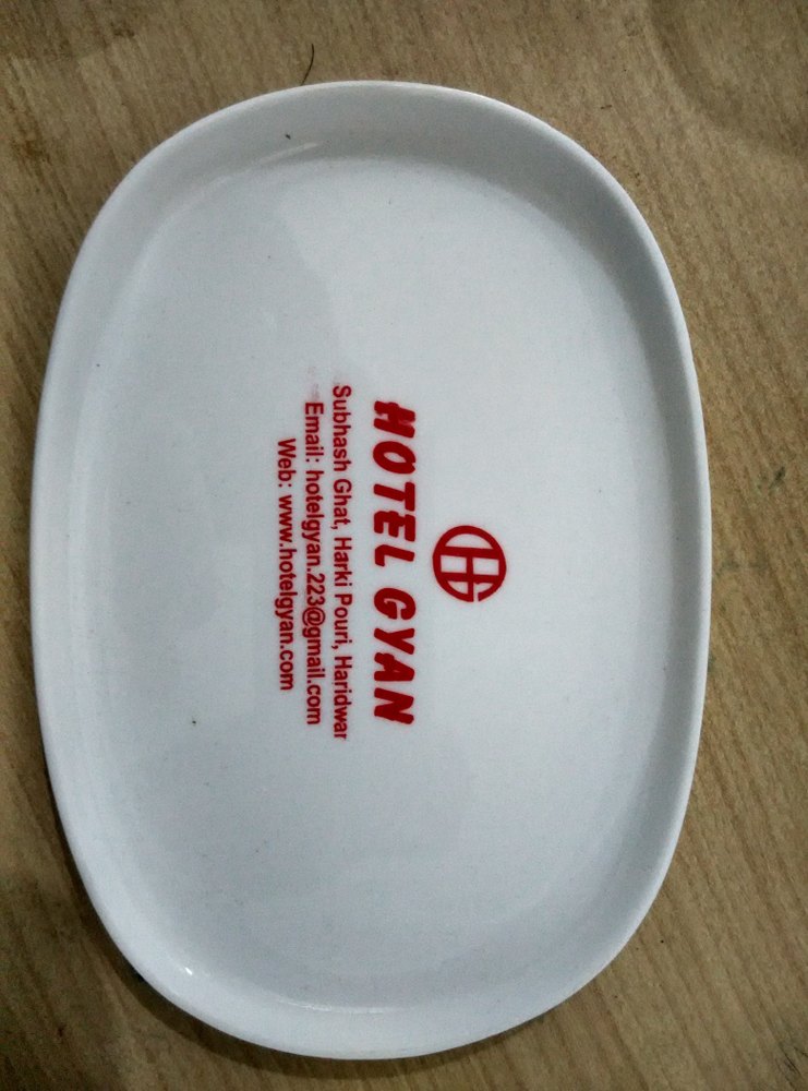 Toiletries Acrylic Tray, Shape: Oval, Size: 12*16 Inch
