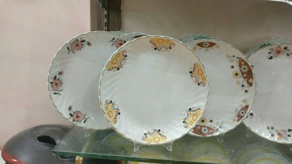 White With Prints Stoneware Crockery, 1, Size: 10.5 Inch. 7 Inch And 9 Inch